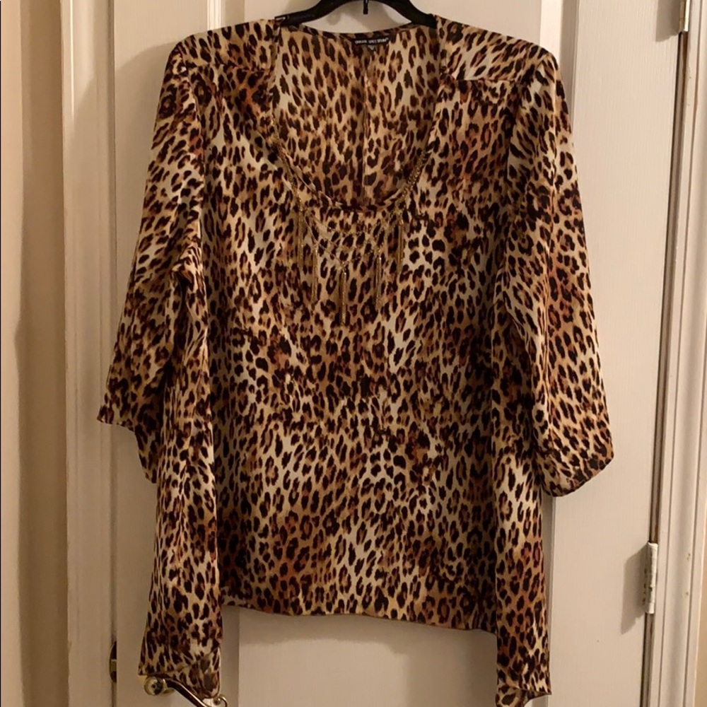 🌞3/$25  Unique Spectrum tunic